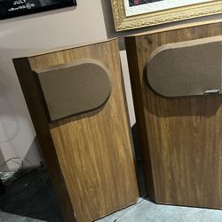 Pair Of Bose 401 Speakers In Wood Cabinet - Working