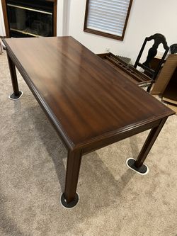 $75 obo Desk/Table with drawer