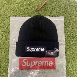 Supreme x New Era Beanie