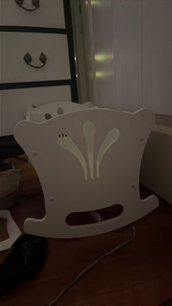 White doll crib