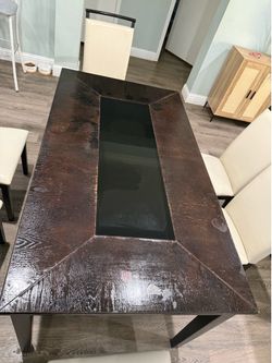 Dining table and 6 chairs