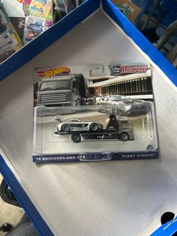 Hot Wheels Premium Car Culture Team Transport IWC '16 Mercedes-AMG GT3 Fleet