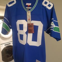 Brand NEW SEAHAWKS JERSEY.  YOUTH OR FEMALE 