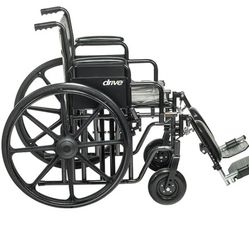 Drive Bariatric Sentra Extra-Heavy-Duty Wheelchair