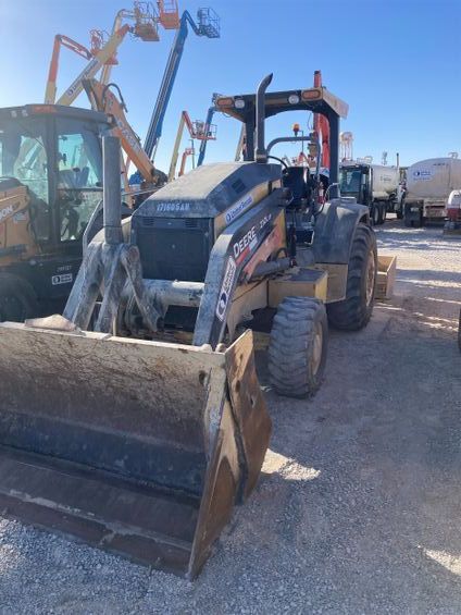 2016 John Deere 210L EP Skip Loader