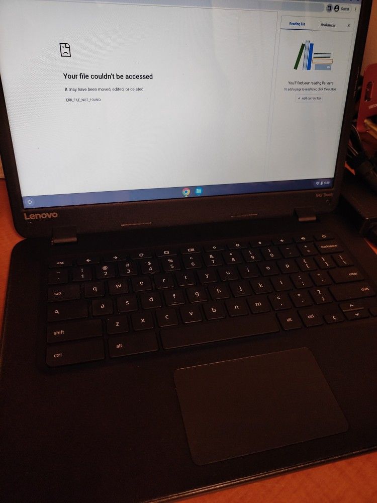 Lenovo N42 -20 Touchscreen Chromebook With Charger In Good Condition