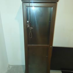 Standing Cabinet 