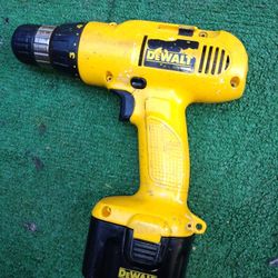 DWALT DRILL FOR SALE