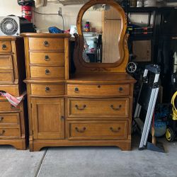Bedroom Dresser With Mirror/6 Drawer Dresser