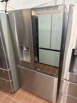 LG 36” COUNTER-DEPTH MAX MIRROR INSTAVIEW 4 TYPES OF ICE. 3 -DOOR SMART COMPATIBLE FRENCH DOOR REFRIGERATOR WITH DUAL ICE MAKER WITH WATER AND ICE DI