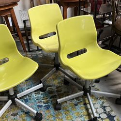 Office Chairs $20 Each 