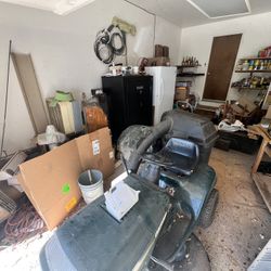 Craftsman Riding Lawn Mower 