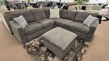 SECTIONAL WITH OTTOMAN