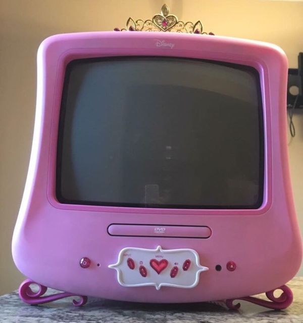 DISNEY PRINCESS TV/DVD COMBO for Sale in Bethlehem, PA - OfferUp