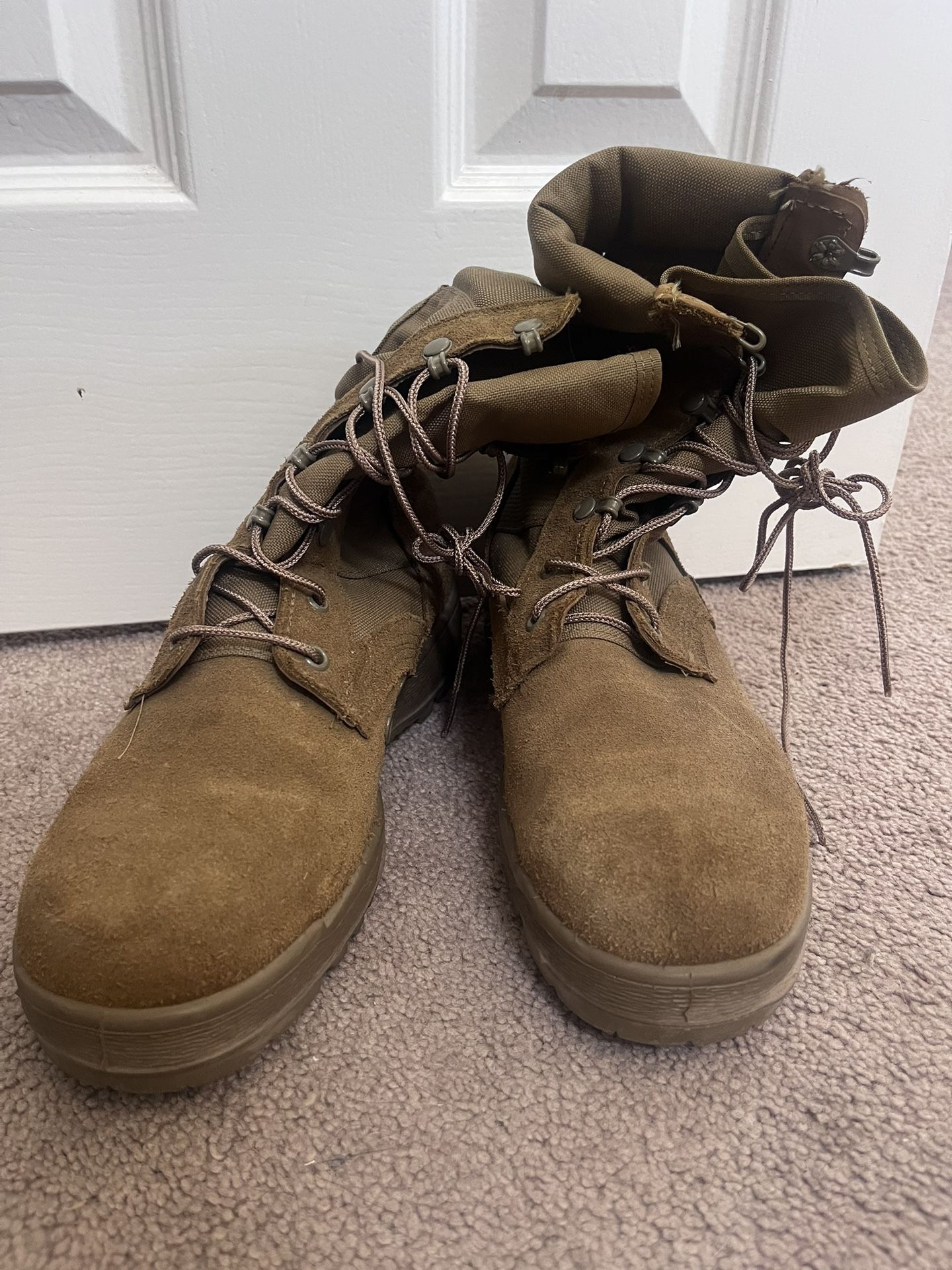 Vibran Combat Boots
