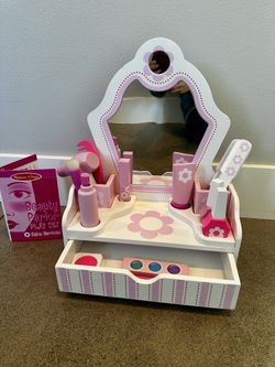 Melissa And Doug Beauty Parlor Set