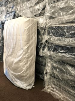 NEW King Mattress - Sealed in Plastic 