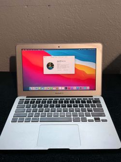 Powerful Apple MacBook Air has a silver aluminum finish. This laptop is equipped with a 1.7 GHz Dual-Core Intel Core i7 processor and 8 GB of 1600 MHz