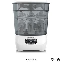 NEW IN BOX BABYBREZZA Bottle Sterilizer & Dryer Advanced