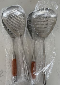 NEW $ 12 ，2for$18 ，W；5.7in ，L：7.2in , handle 10in, total L：16.5in 304 Stainless steel. food strainer