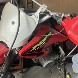 2003 Honda XR100r Dirt Bike 