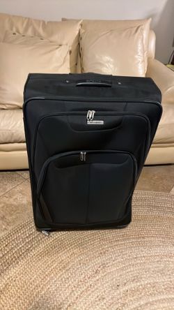Samsonite XL rolling black luggage