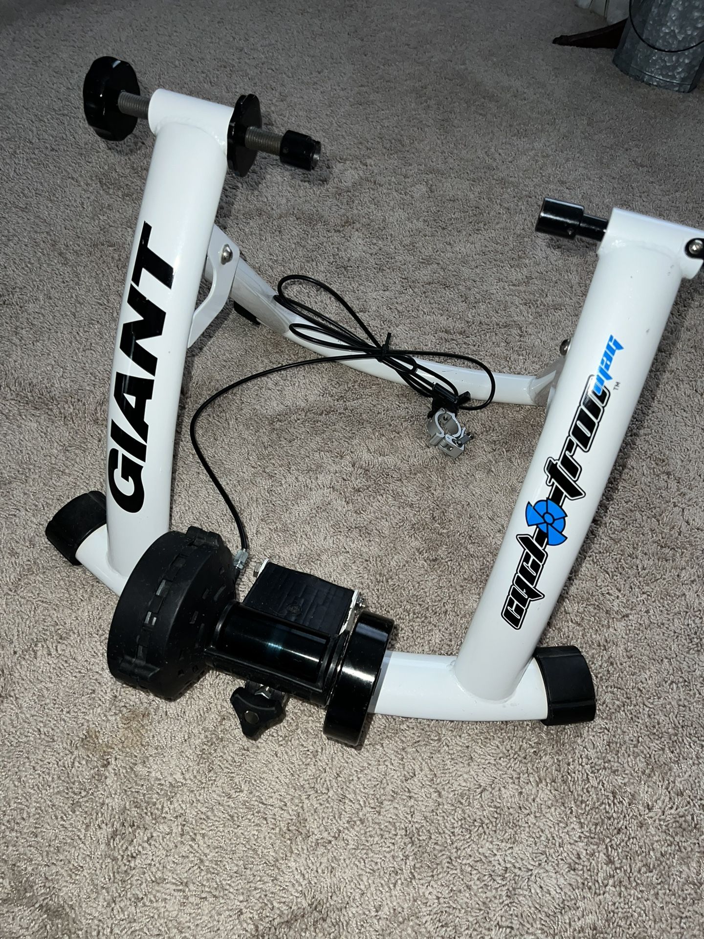 Giant Cycle Cyclotron Mag Bicycle Trainer Indoor $50