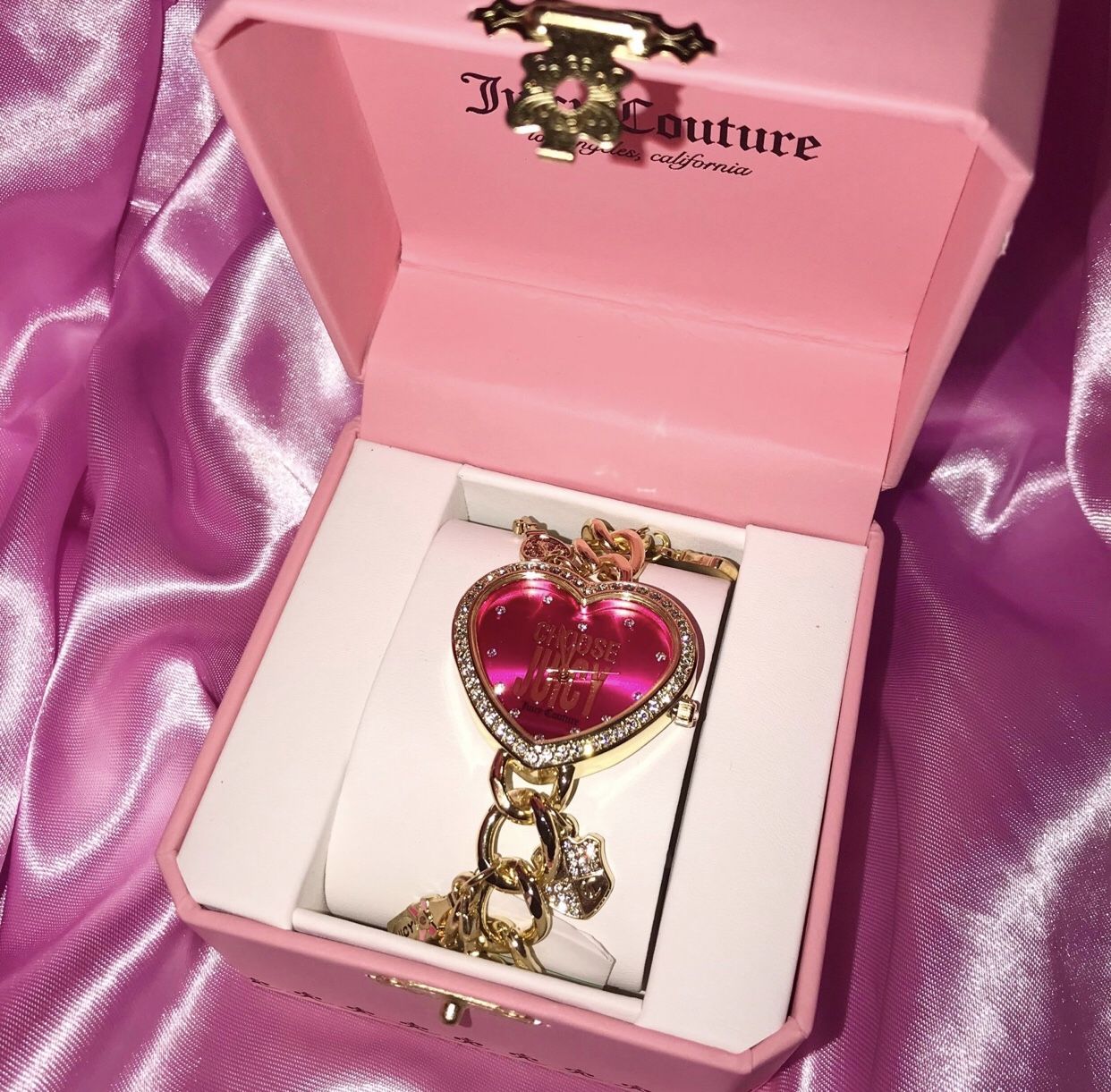 JUICY COUTURE “Choose Juicy” Heart Shape watch
