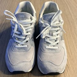 Men’s Nes Balance Grey Suede Sneakers. Size 12