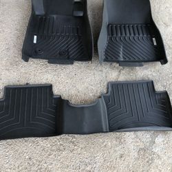 Black Rubber Mats 