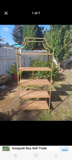 FINISH GOLD METAL AND MANGO WOOD ETAGERE/BOOK SHELF
