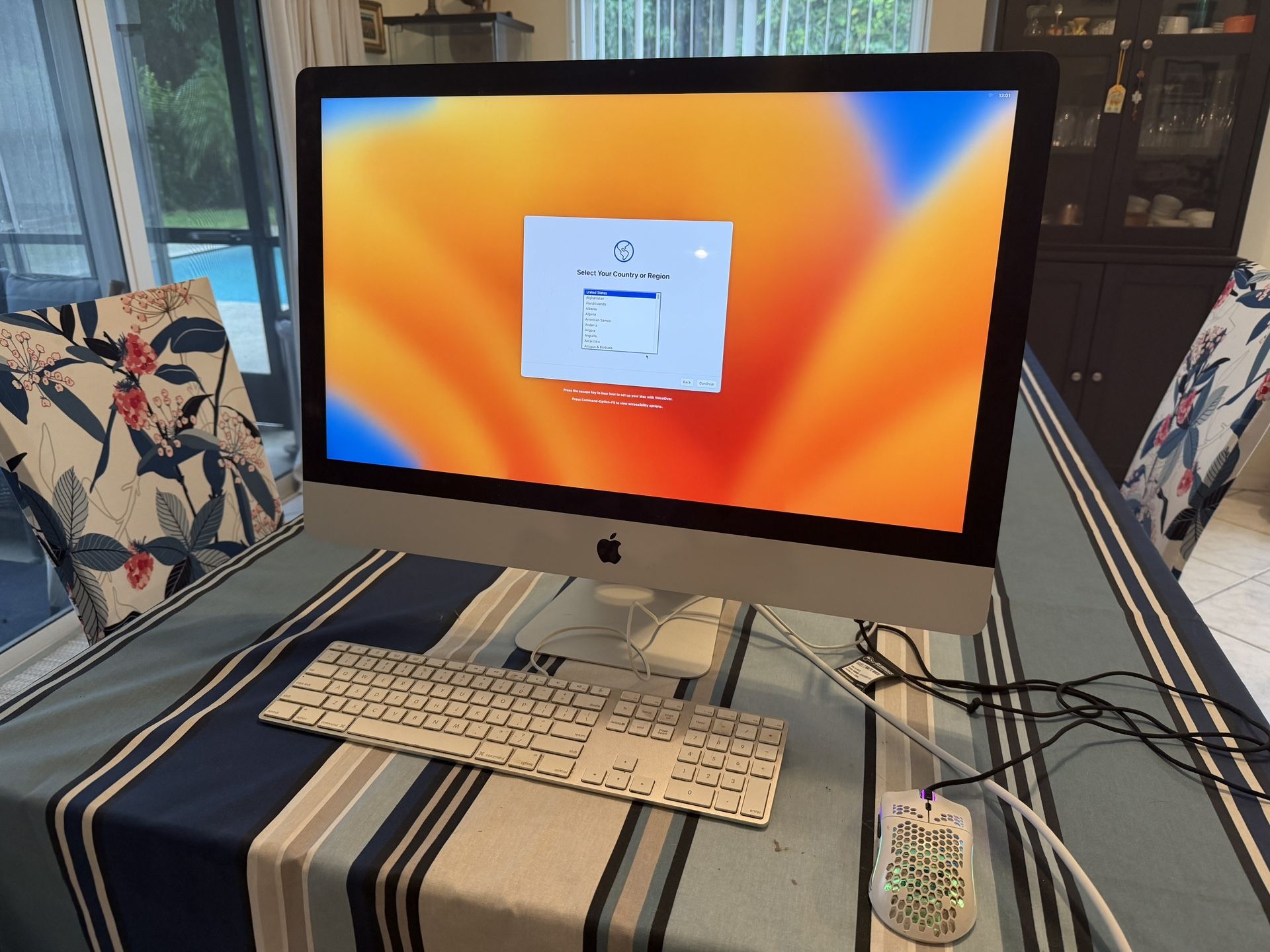 Apple 27" iMac - 4.2GHz Core i7 5K Retina - Radeon Pro 580 64 GB Ram