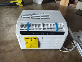 GE AC window unit brand new 8000 BTU