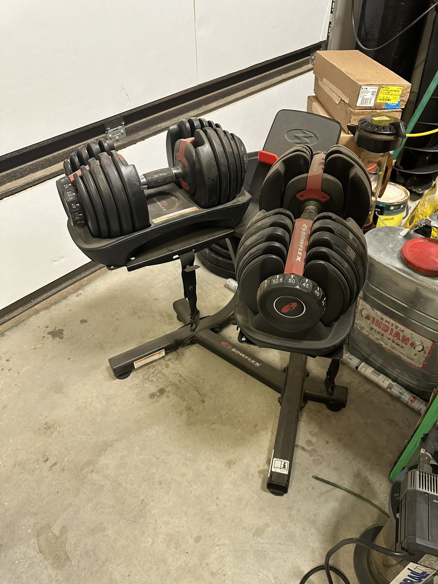 Bowflex 552 Dumbbells With Stand