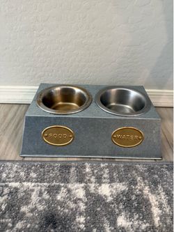 Dog food Stand & Bowls