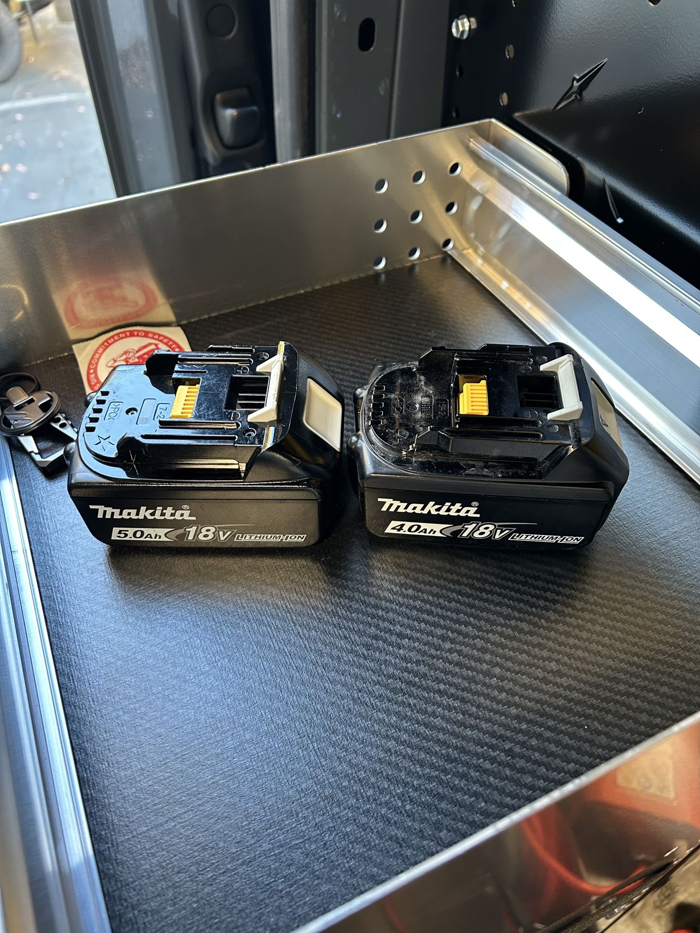 Makita 18V Batteries