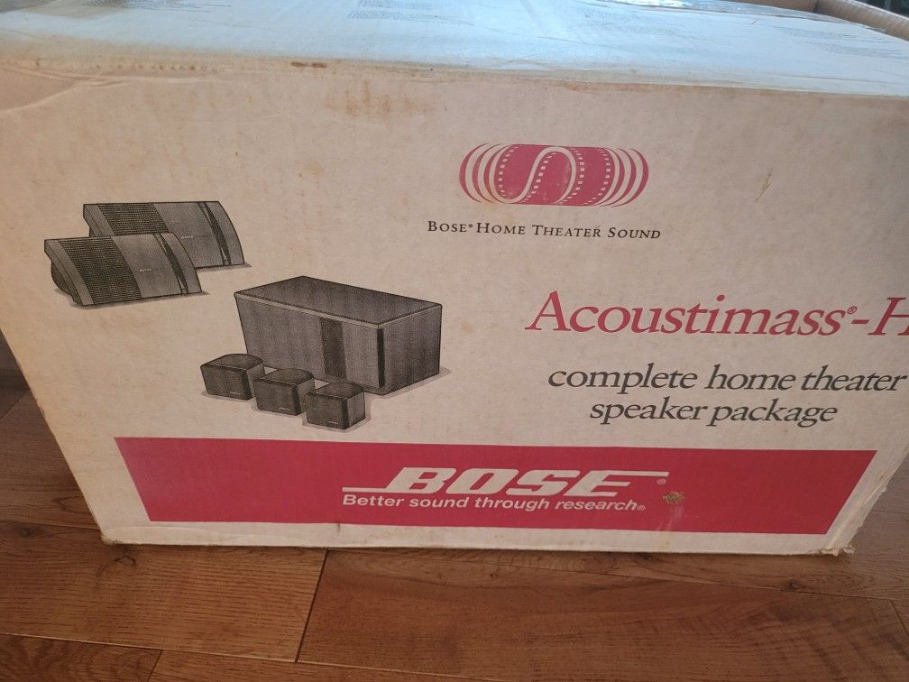BOSE - Acoustimass - HT Home Theater