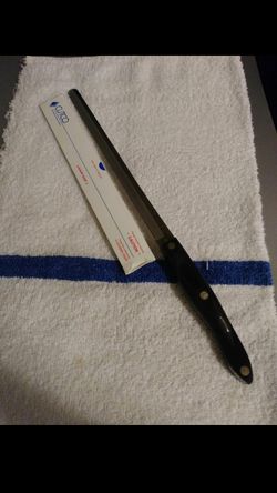 Cutco serated slicing/slicer knife.