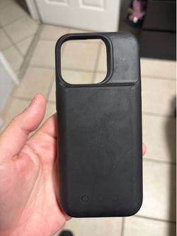 iPhone 15 pro mophie charging case