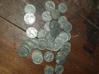 Dozens of collectors buffalo nickels