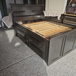 Full size bed with drawers