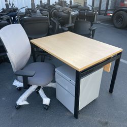 OFS Desk Workstation Office. Home. 42in By 30in 