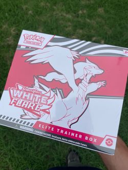 Pokémon White Flare ETB
