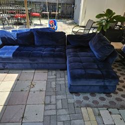 Sectional Couch & Ottoman