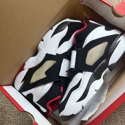 Diamond turf Size 10.5