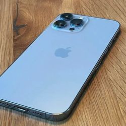 iPhone 13 Pro Max UNLOCKED 128GB