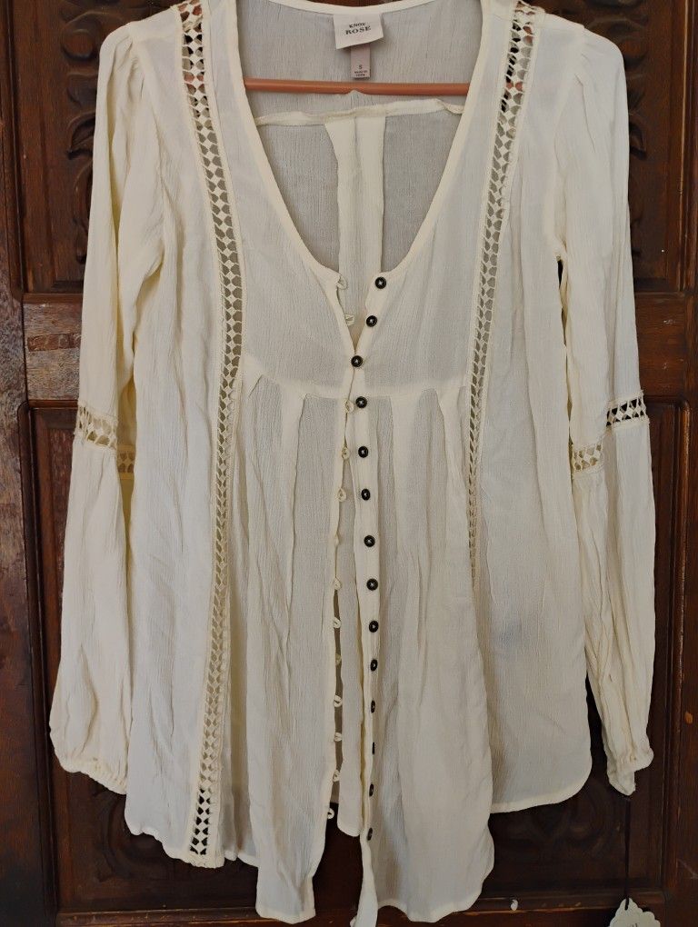 Boho Cream Color Women's Top Size Small