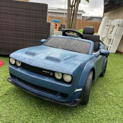 Toy SRT Hellcat Challenger