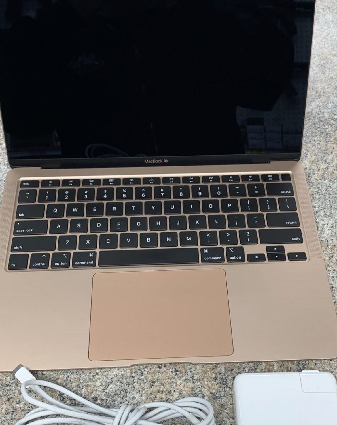 MacBook Air 2020 500gb I5 16gb Ram (upgraded) 