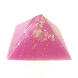 Pink opal iridescent resin pyramid figurine handmade collectable home decor new